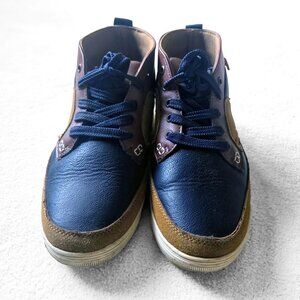 Gorilla – Men’s Chukka Boots – Size US 7.5 – Blue/Brown/Tan